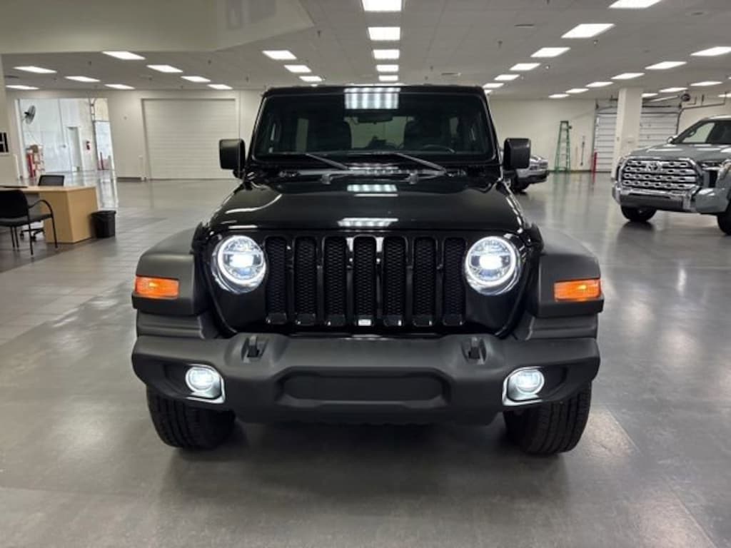 Used 2022 Jeep Wrangler Unlimited Sport S SUV