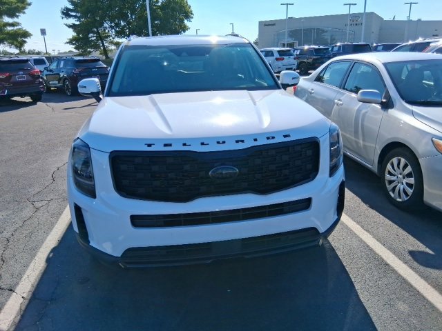 2021 Kia Telluride EX photo 2
