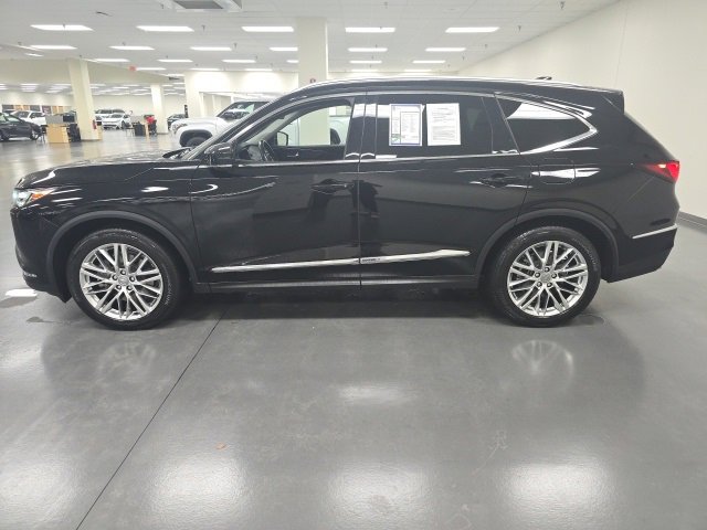 2023 Acura MDX SH-AWD Advance photo 2