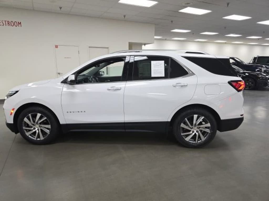 Used 2022 Chevrolet Equinox Premier SUV