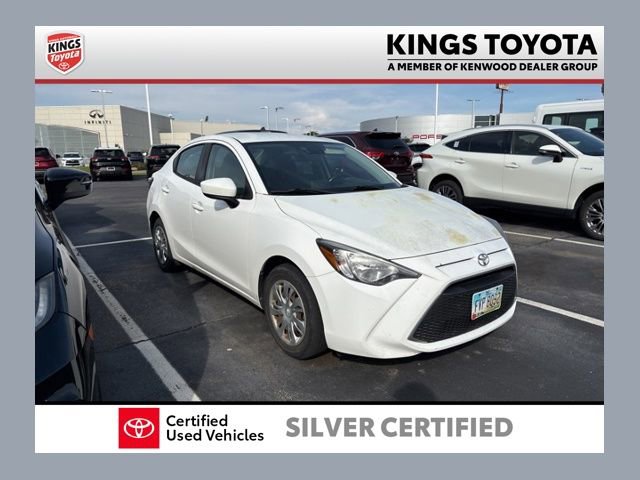 2019 Toyota Yaris L AT's photo