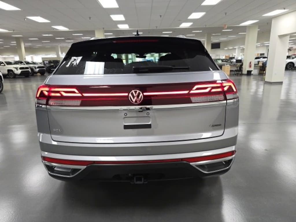 Used 2024 Volkswagen Atlas Cross Sport 2.0T SEL SUV