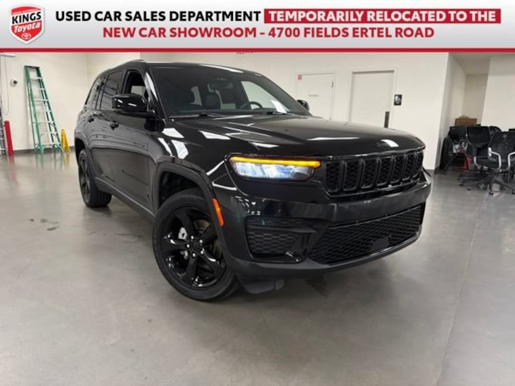 Used 2023 Jeep Grand Cherokee Altitude X SUV
