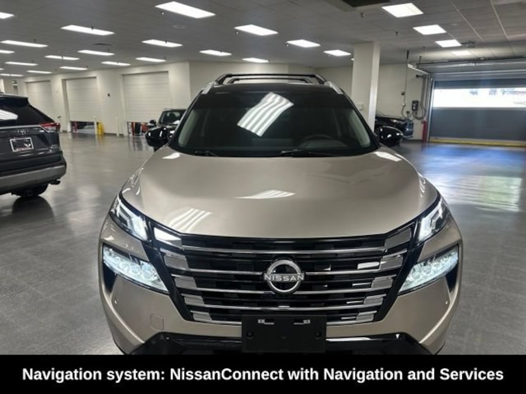 Used 2025 Nissan Rogue Platinum SUV