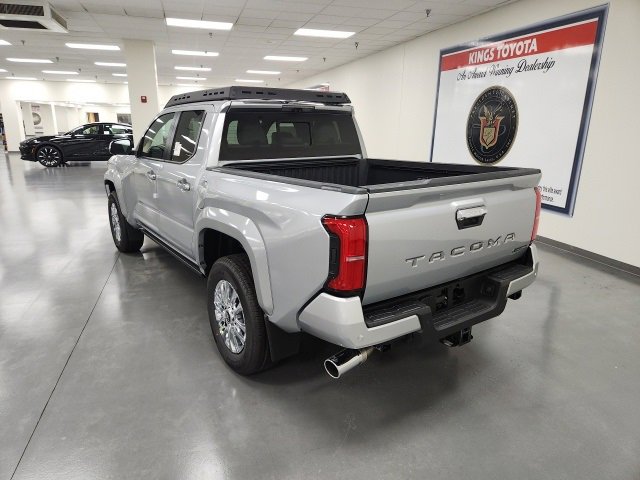 2025 Toyota Tacoma Limited 4x4 Double Cab photo 4