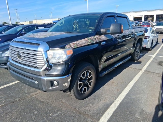 2015 Toyota Tundra SR5 CrewMax photo 3
