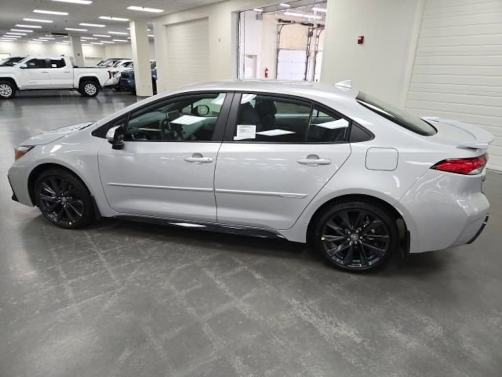 New 2026 Toyota Corolla SE Sedan