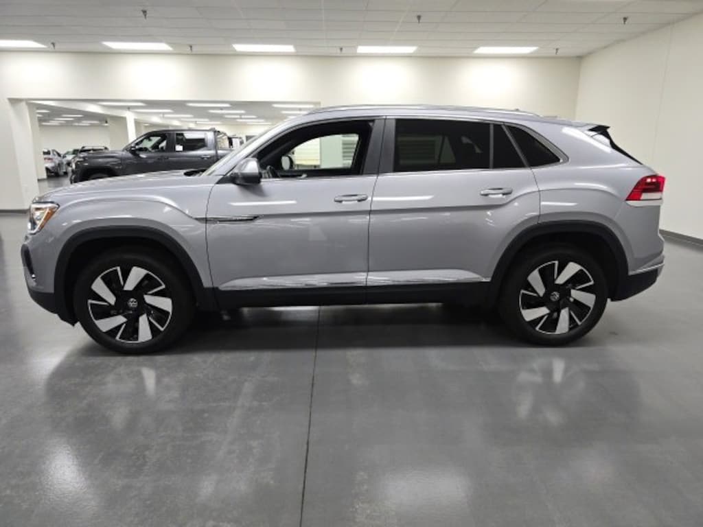 Used 2024 Volkswagen Atlas Cross Sport 2.0T SEL SUV