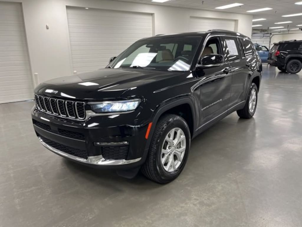 Used 2023 Jeep Grand Cherokee Limited SUV
