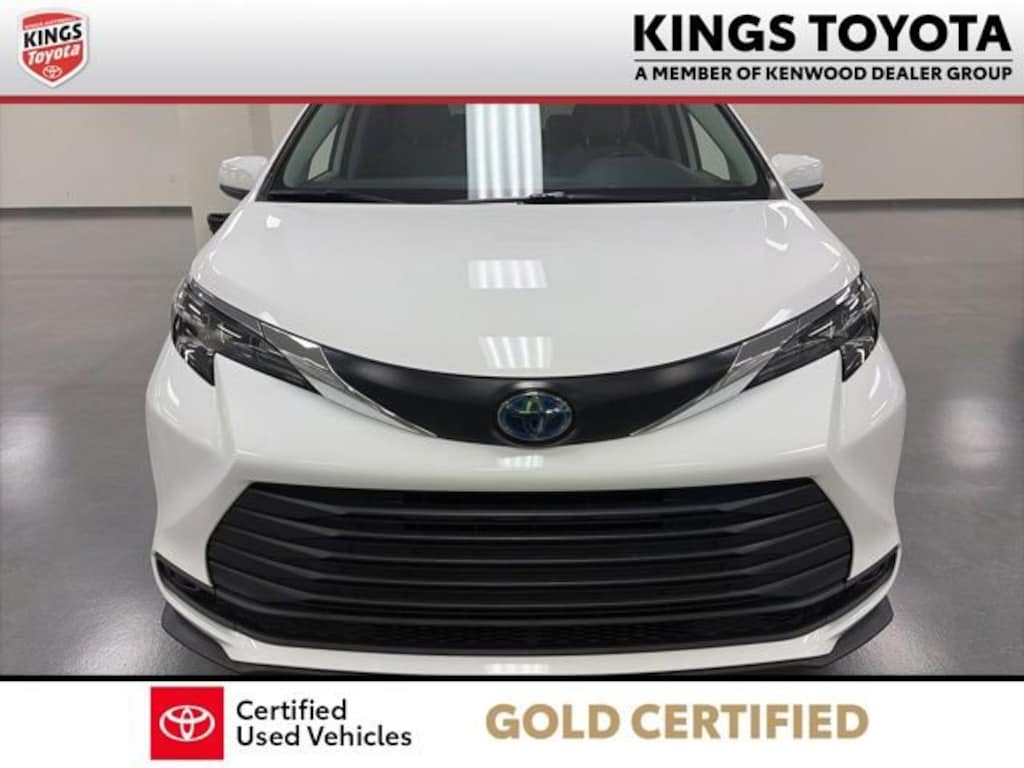 Certified 2024 Toyota Sienna LE Van Passenger Van