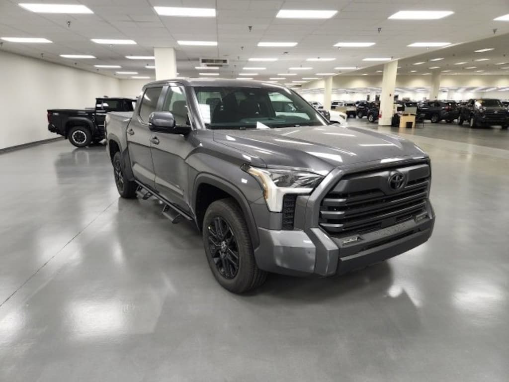 New 2026 Toyota Tundra SR5 SR5 CREWMAX 5.5