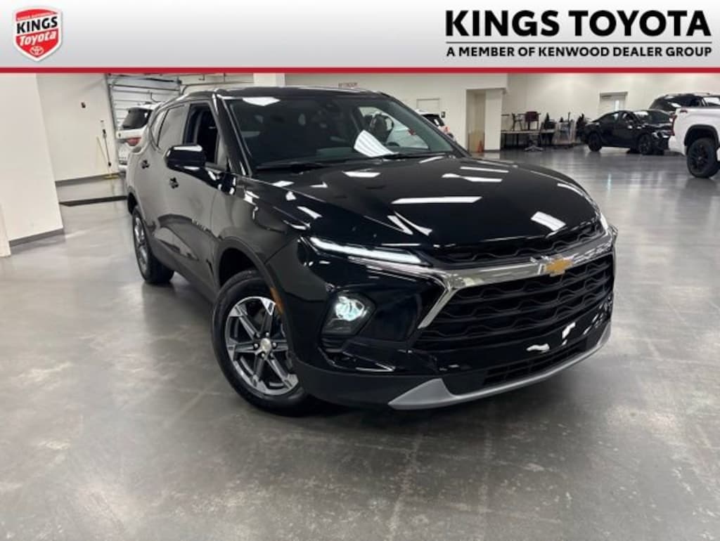 Used 2025 Chevrolet Blazer LT SUV