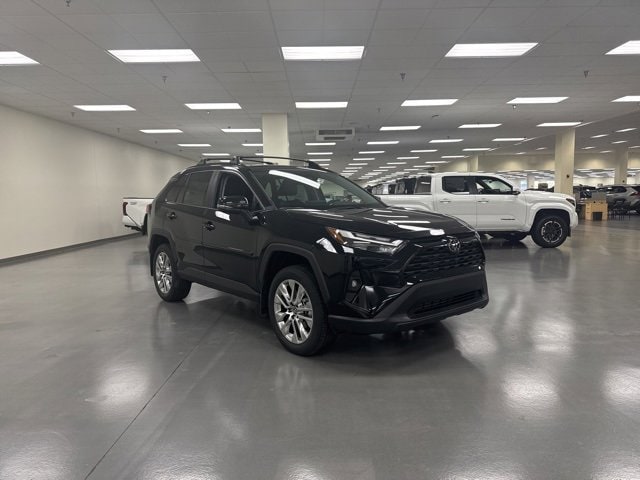 2025 Toyota RAV4 XLE Premium's photo