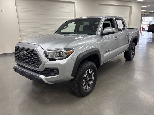 2022 Toyota Tacoma TRD Off-Road Double Cab photo 3