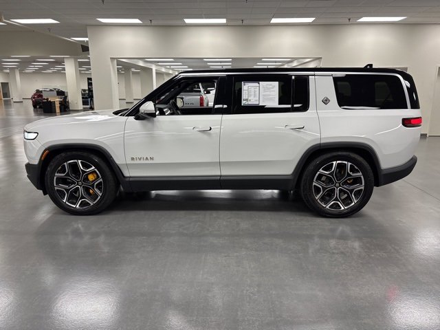 2022 Rivian R1S Launch Edition photo 3
