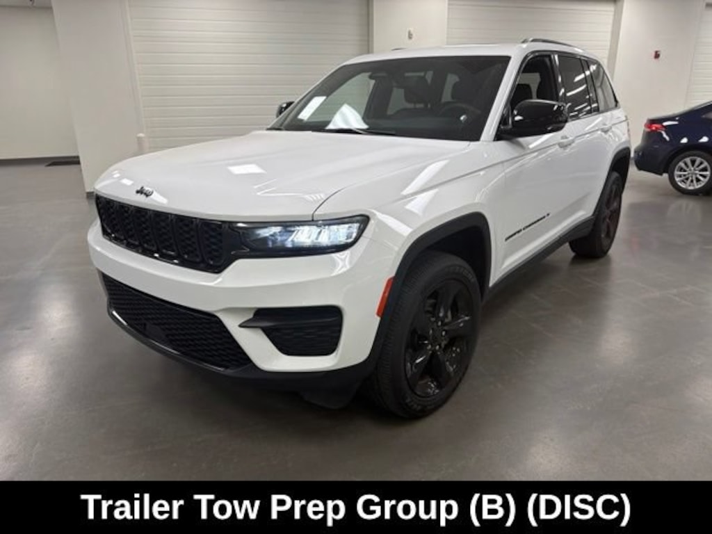 Used 2023 Jeep Grand Cherokee Altitude X SUV