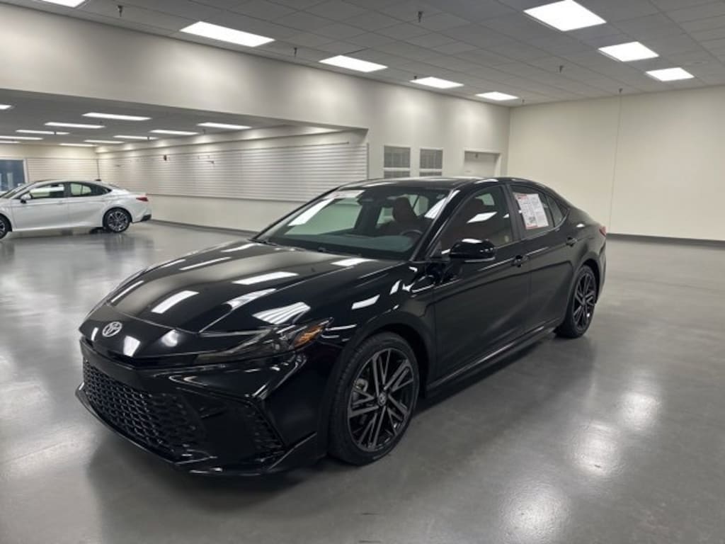 Used 2025 Toyota Camry XSE Sedan