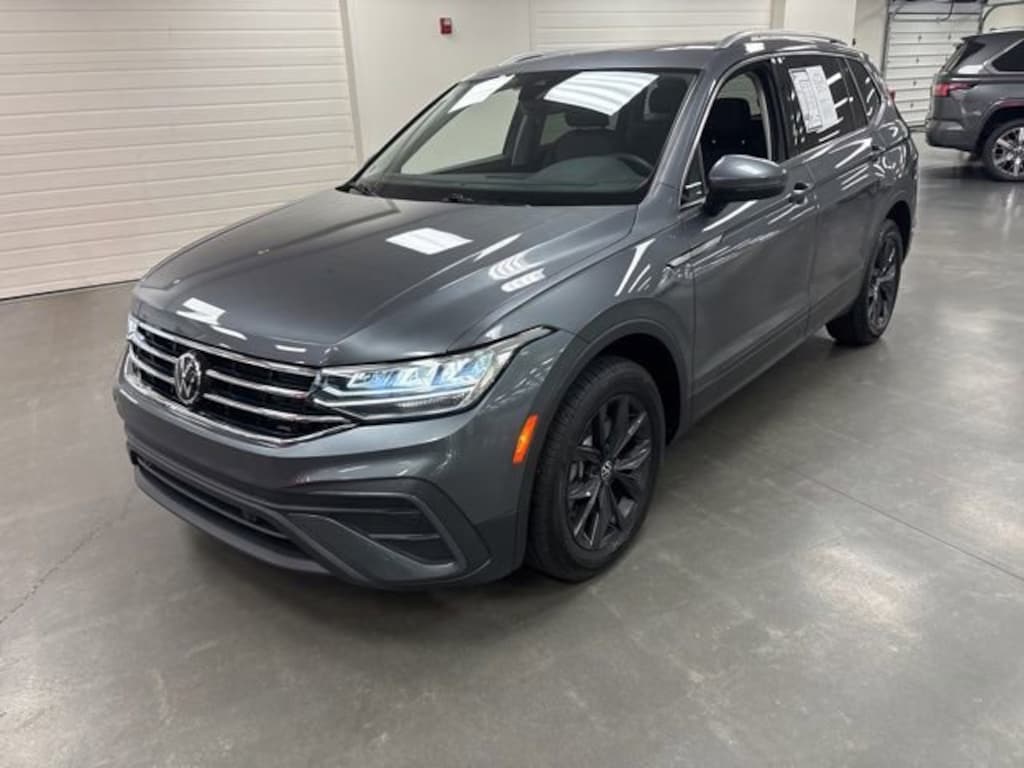 Used 2024 Volkswagen Tiguan SE SUV
