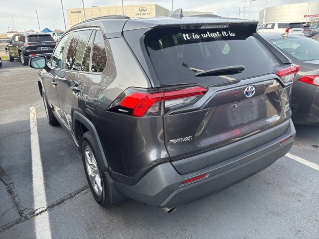 2020 Toyota RAV4 Hybrid XLE photo 4