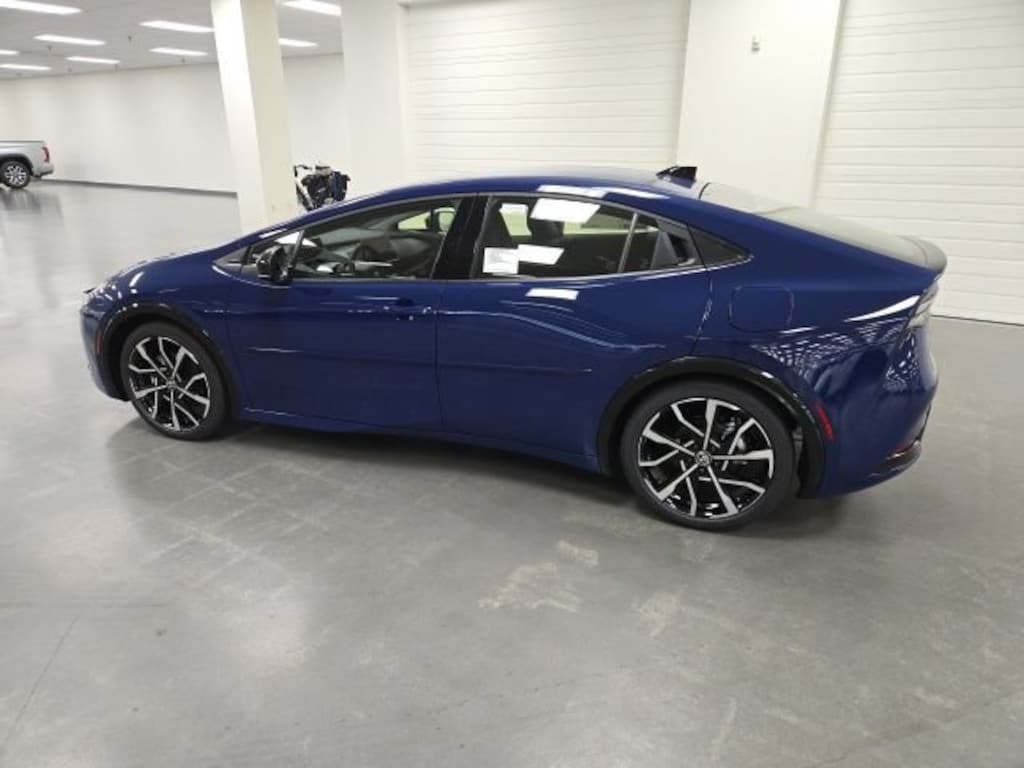 New 2026 Toyota Prius Plug-in Hybrid XSE Hatchback
