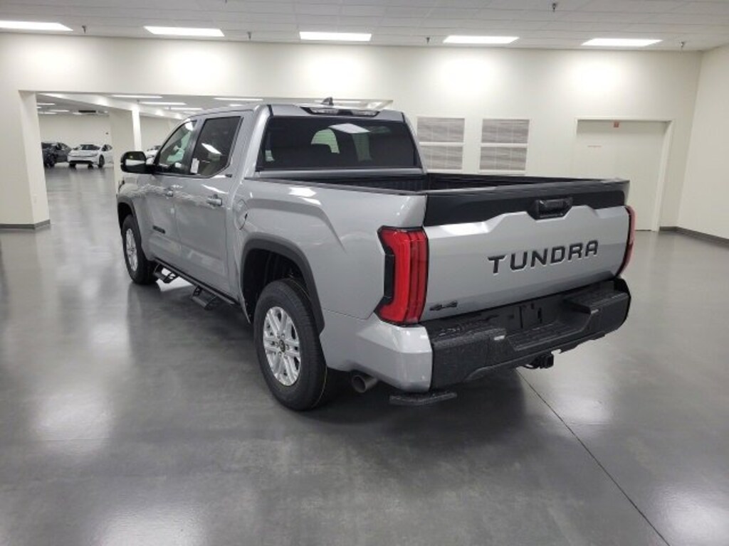 New 2026 Toyota Tundra SR5 SR5 CREWMAX 5.5