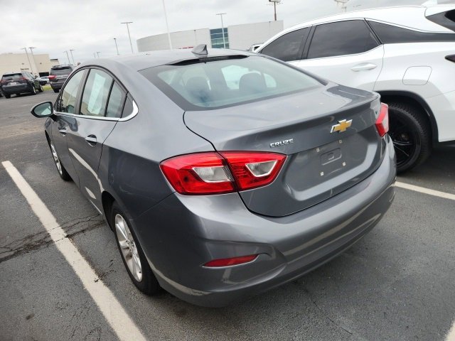 2019 Chevrolet Cruze LT photo 4