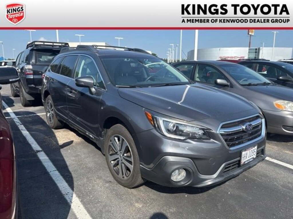 Used 2018 Subaru Outback Limited SUV