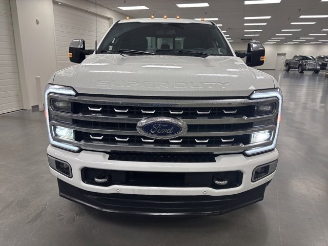 2024 Ford F-250 Platinum photo 2