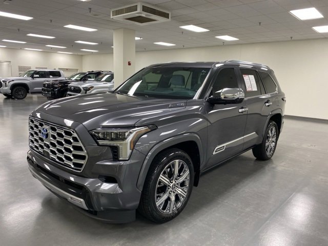 2024 Toyota Sequoia Capstone photo 3