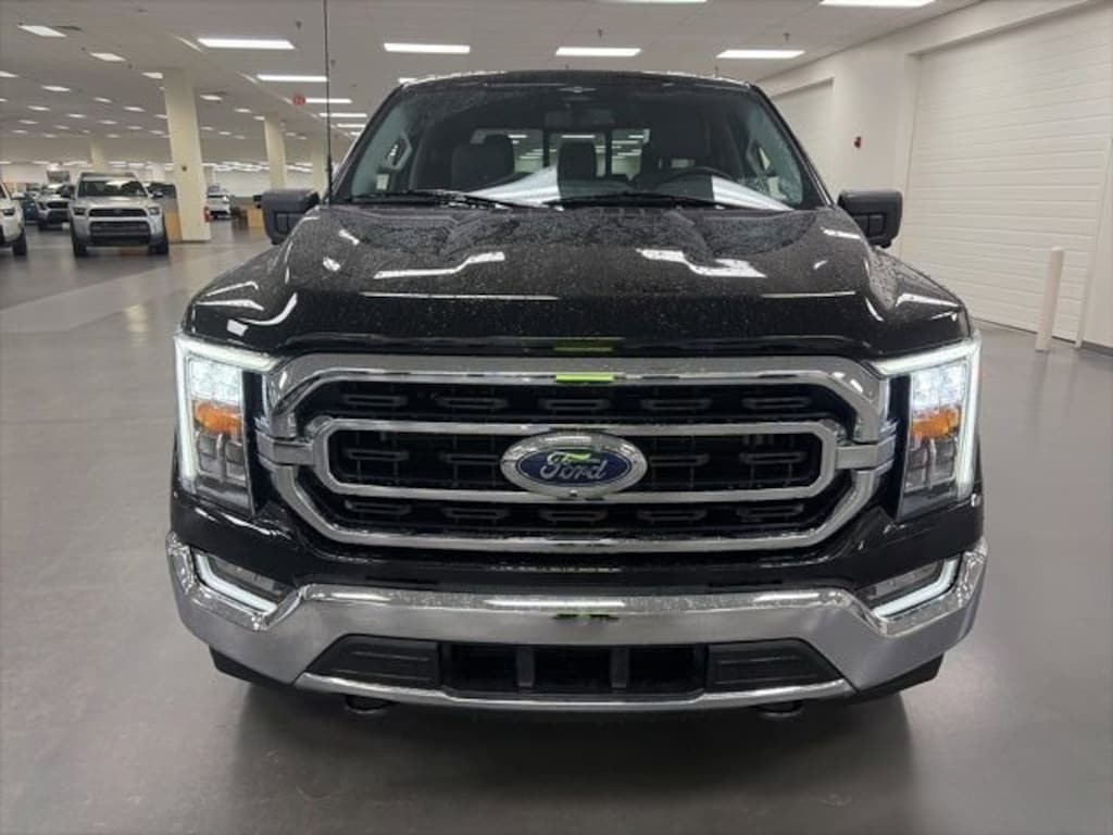 Used 2023 Ford F-150 XLT Truck SuperCrew Cab