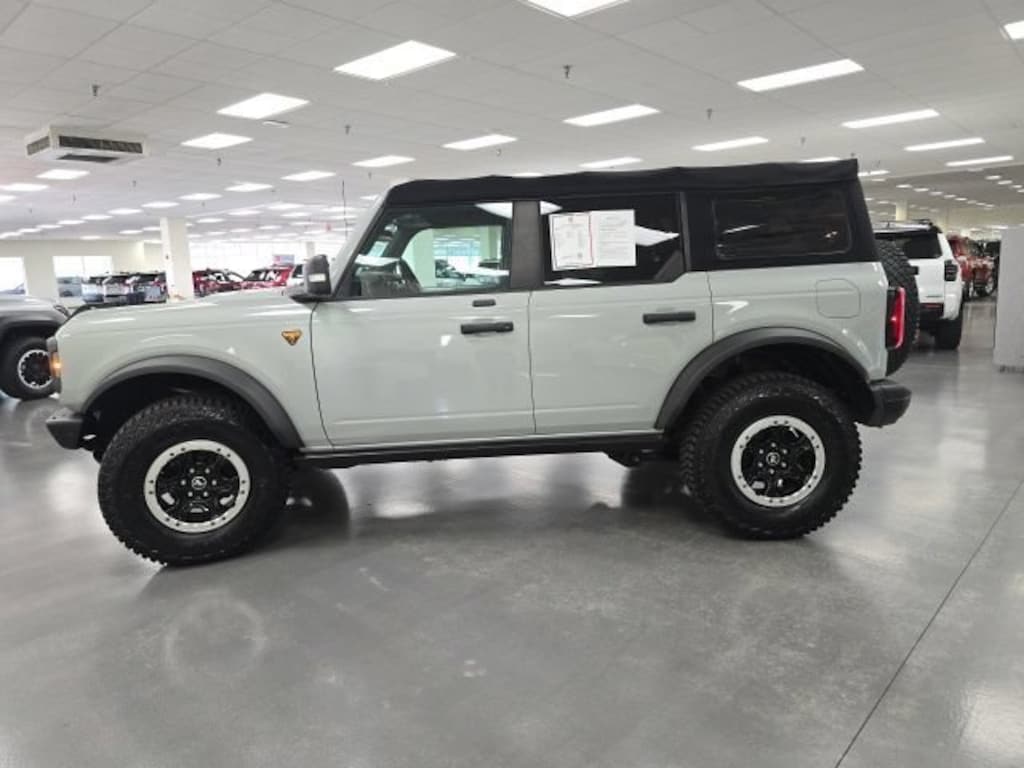 Used 2021 Ford Bronco Badlands SUV