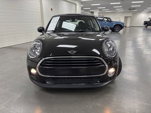 2019 Mini Cooper 2 Door Hardtop photo 2