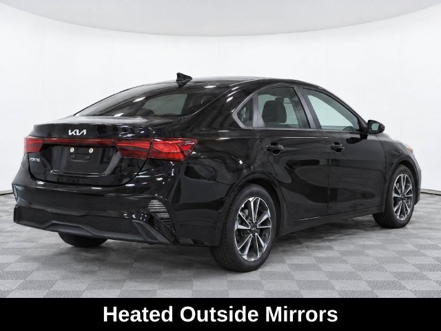 Used 2024 Kia Forte LXS Sedan