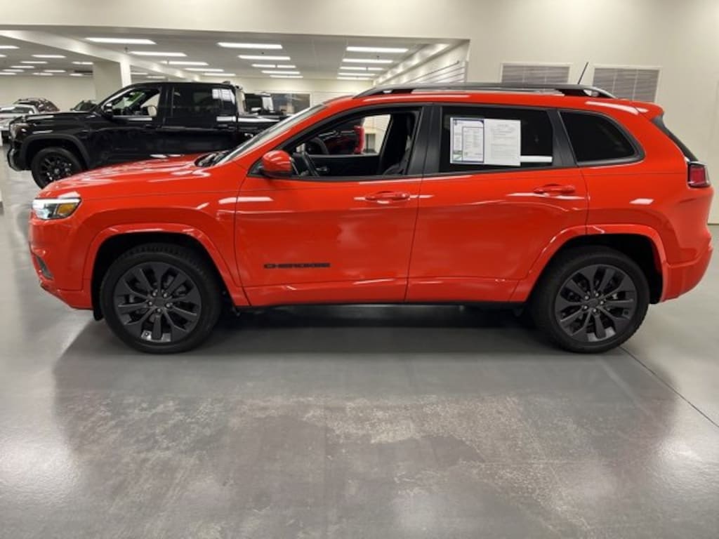 Used 2021 Jeep Cherokee High Altitude SUV