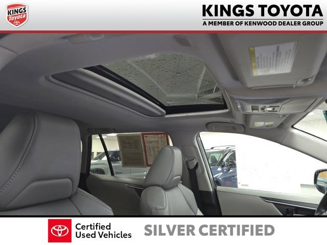 2024 Toyota RAV4 XLE Premium - Photo 9