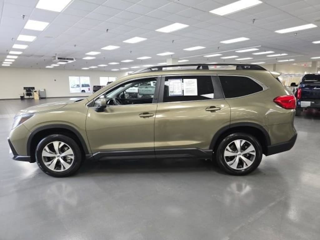 Used 2025 Subaru Ascent Premium SUV
