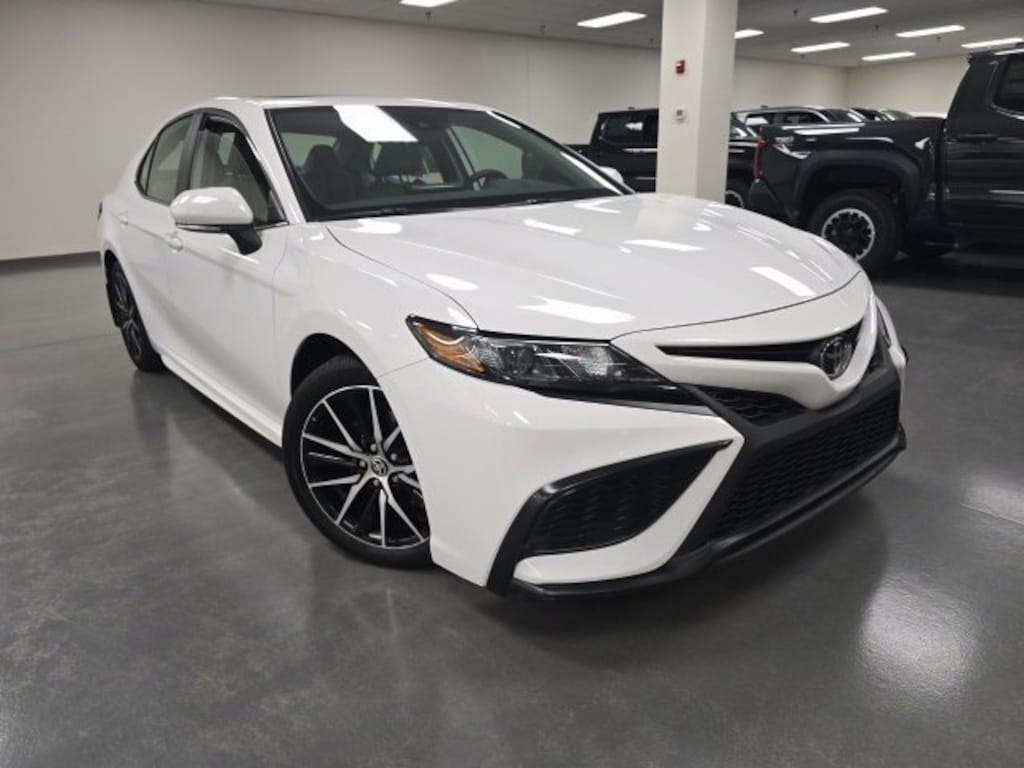 Certified 2023 Toyota Camry SE Sedan