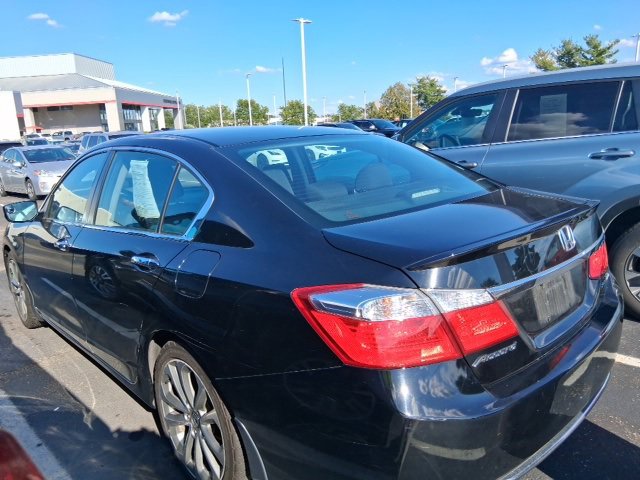2015 Honda Accord Sport photo 2