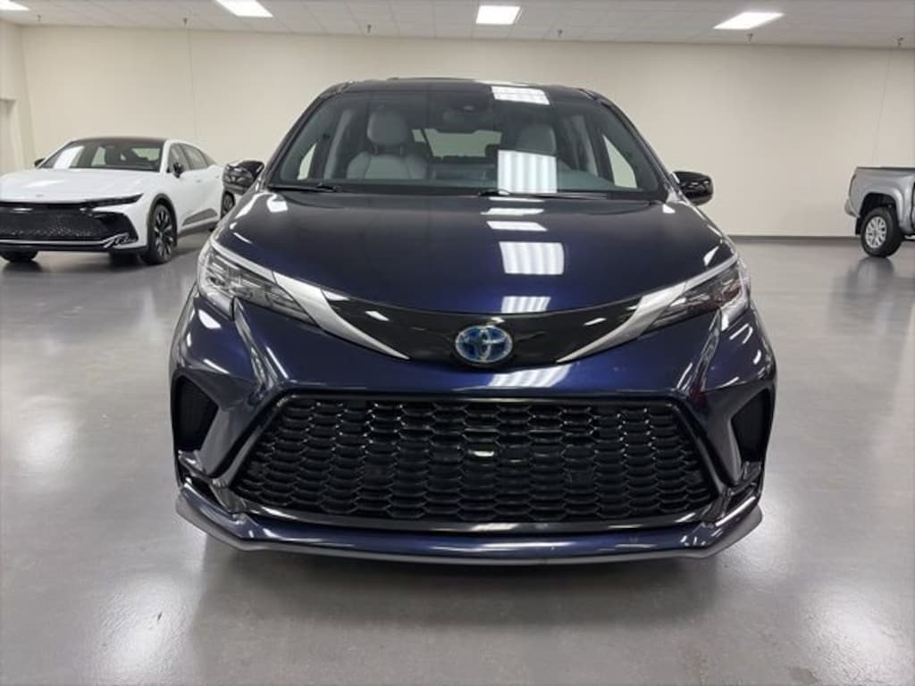 Used 2024 Toyota Sienna XSE Van Passenger Van