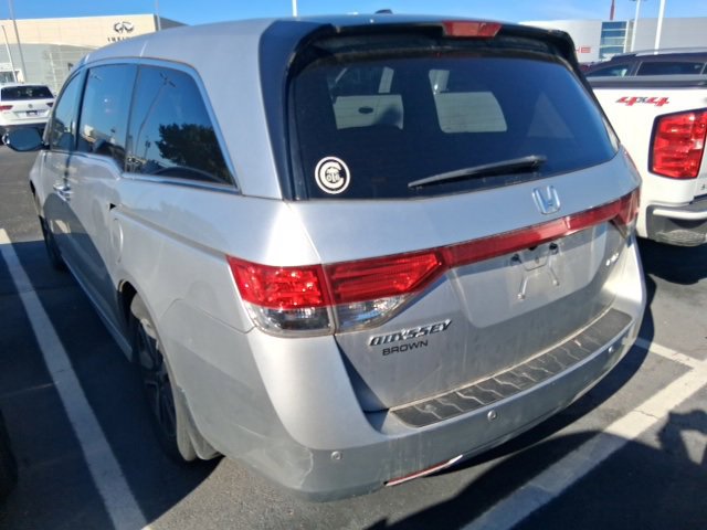 2015 Honda Odyssey Touring Elite photo 4