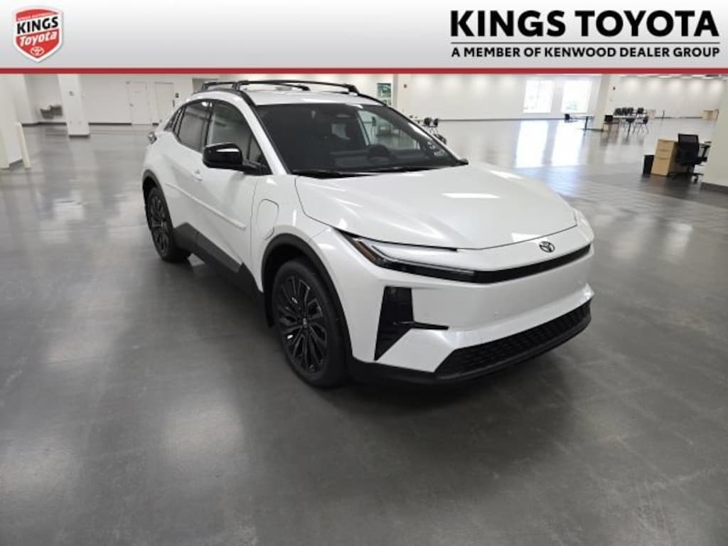 New 2026 Toyota C-HR XSE SUV