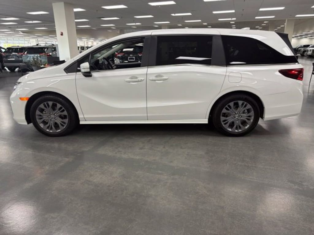 Used 2025 Honda Odyssey Touring Van