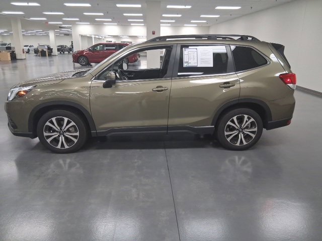 2024 Subaru Forester Limited photo 4