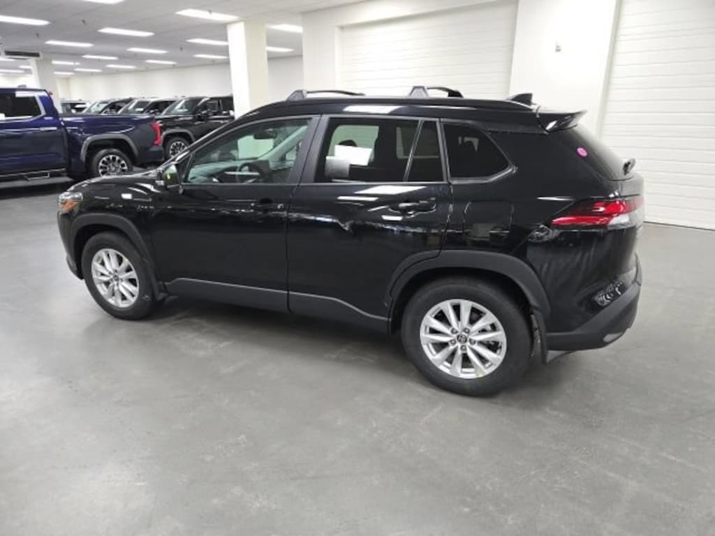 New 2026 Toyota Corolla Cross LE SUV