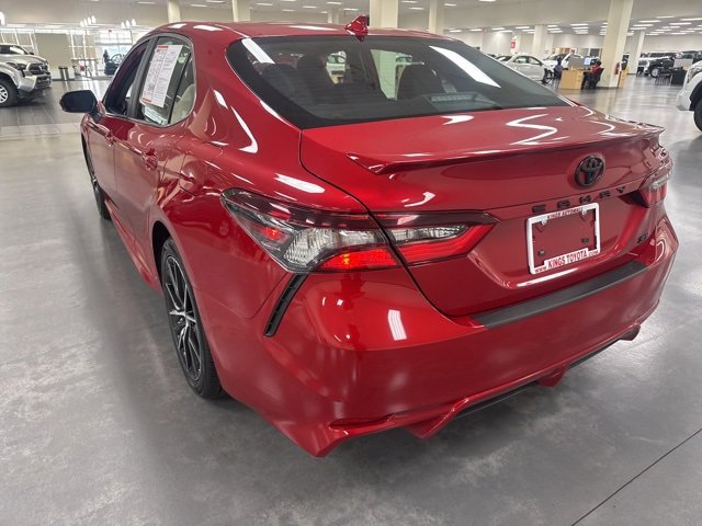 2023 Toyota Camry SE photo 4