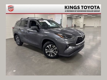 2023 Toyota Highlander XLE SUV