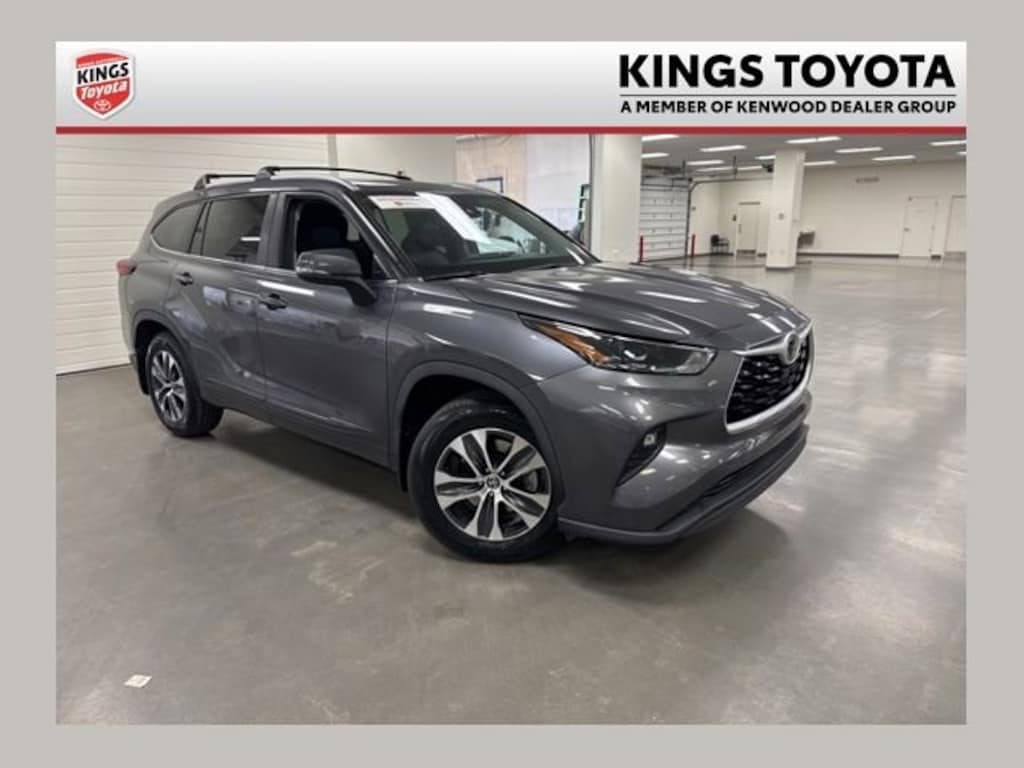 Used 2023 Toyota Highlander XLE SUV