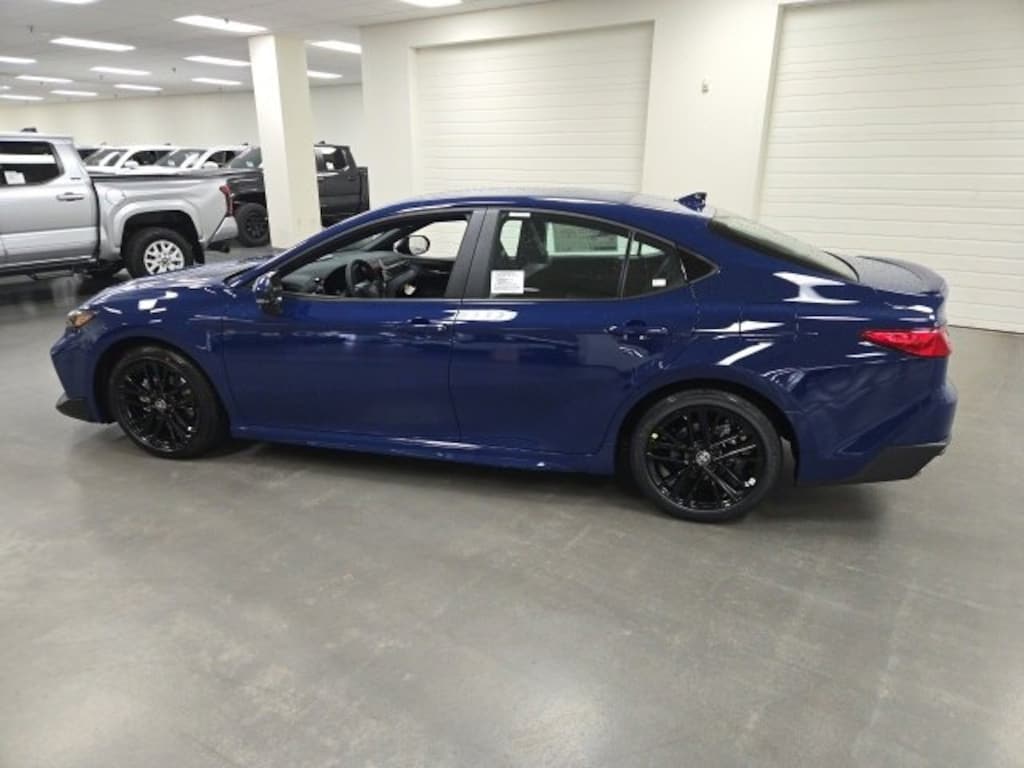 New 2026 Toyota Camry SE Sedan