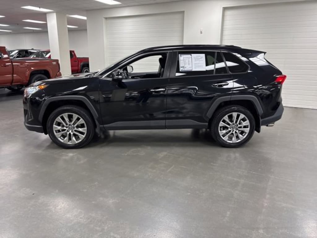 Used 2019 Toyota RAV4 Limited SUV