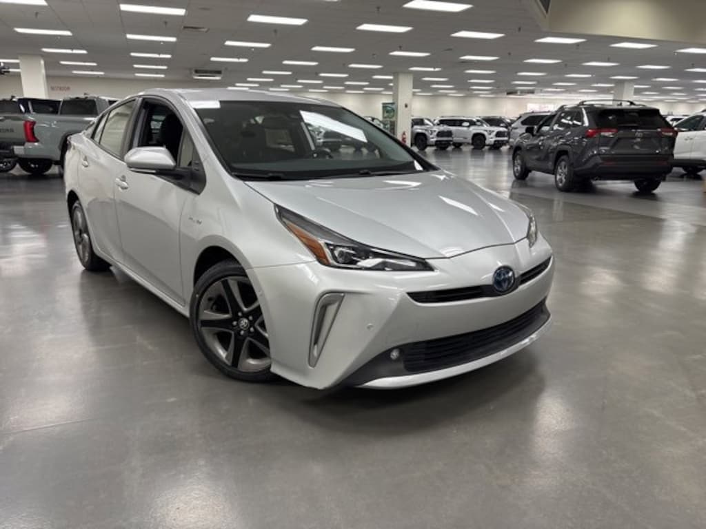 Certified 2022 Toyota Prius XLE Hatchback